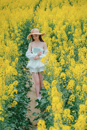 cf女角色稞身照片