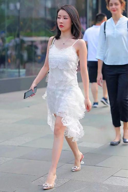 含着她的花蒂啃到高潮