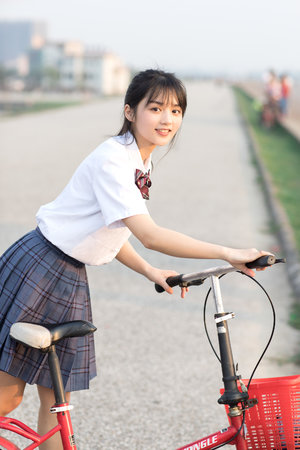 制服丝袜在线加勒比美腿换爱交换乱