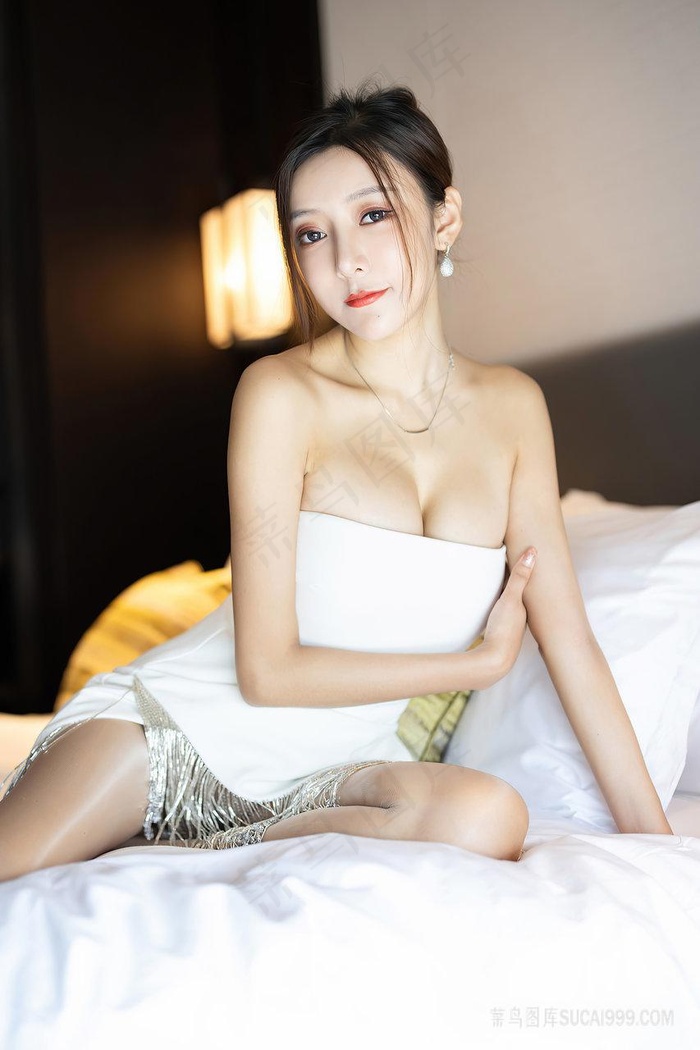 私处洞洞有一点点白色正常吗