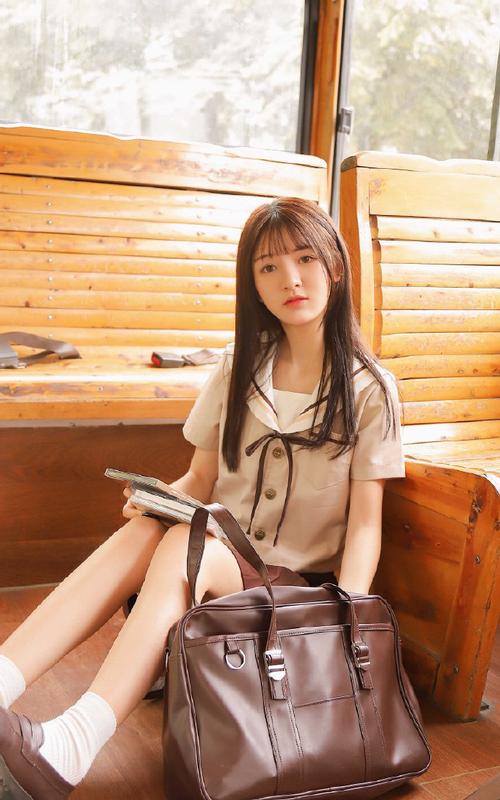 轻允花珠咬花蒂