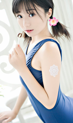 免费的三级毛片