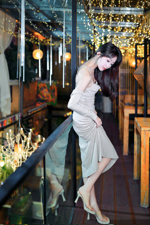 国内嫩模精品私拍性色av