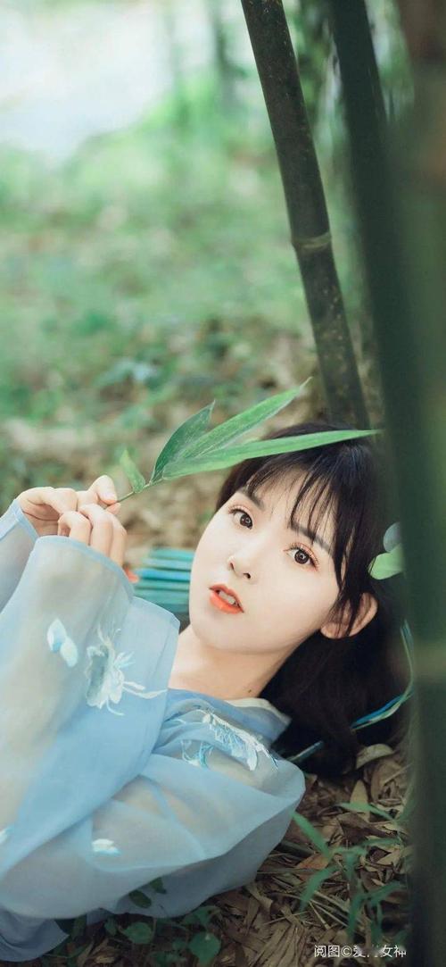 爆乳少妇被暴雨淋湿之夜