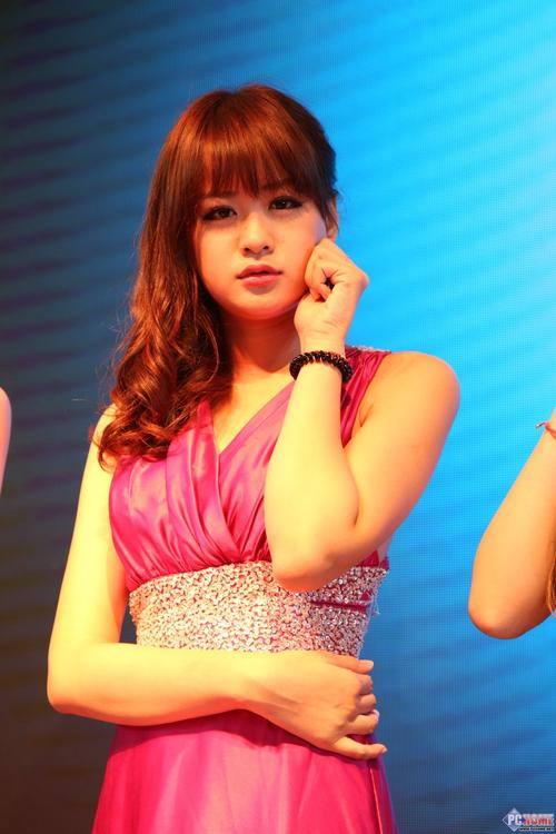 女上位国产在线 最新 性感美女