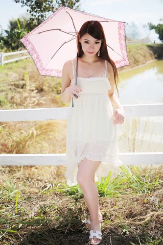 小黄人视频美女福利版