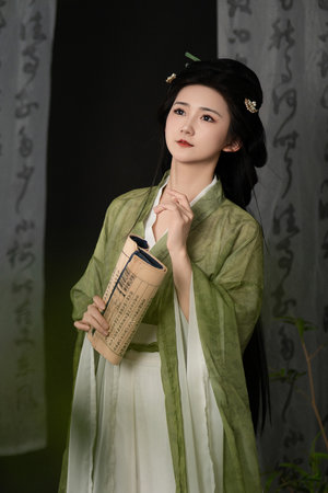 日韩粉嫩裸体女A片