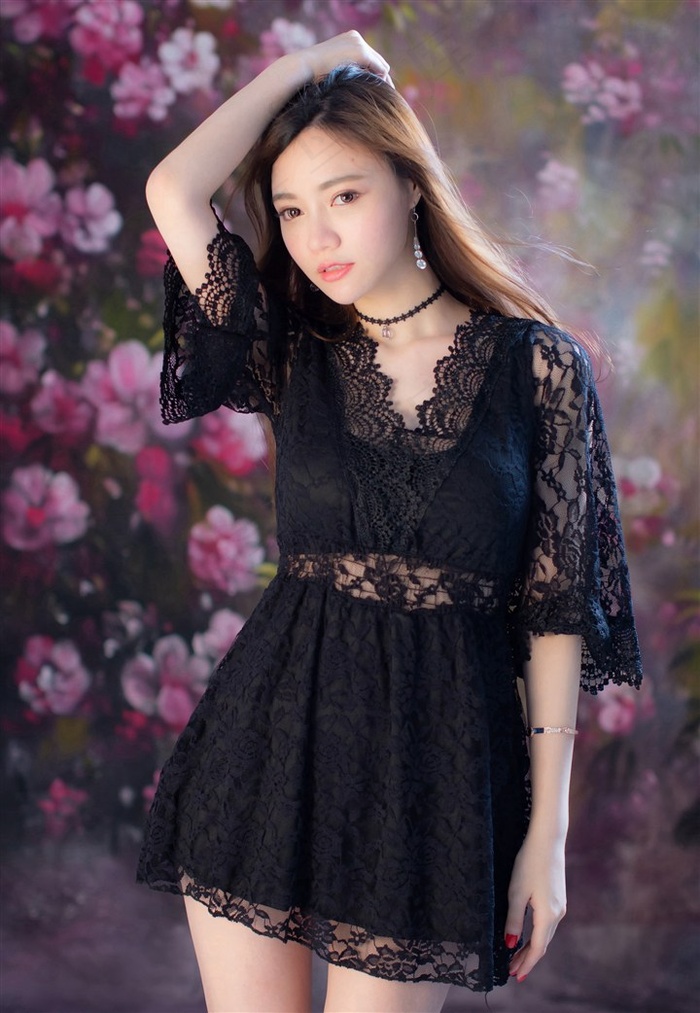 学生的妈妈和我在厨房更新时间