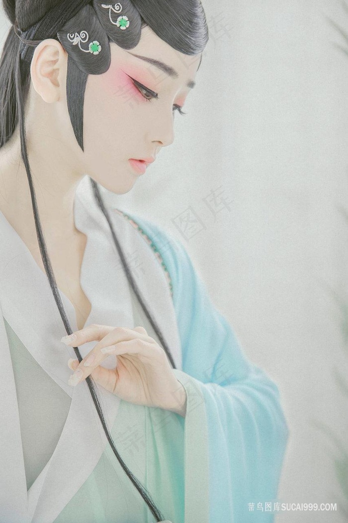 满城尽带黄金甲票房