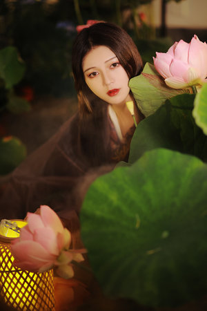 国产AV街头搭讪美女巨作2