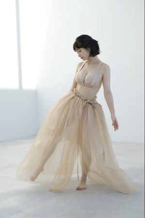 撕开奶罩疯狂揉吮奶头