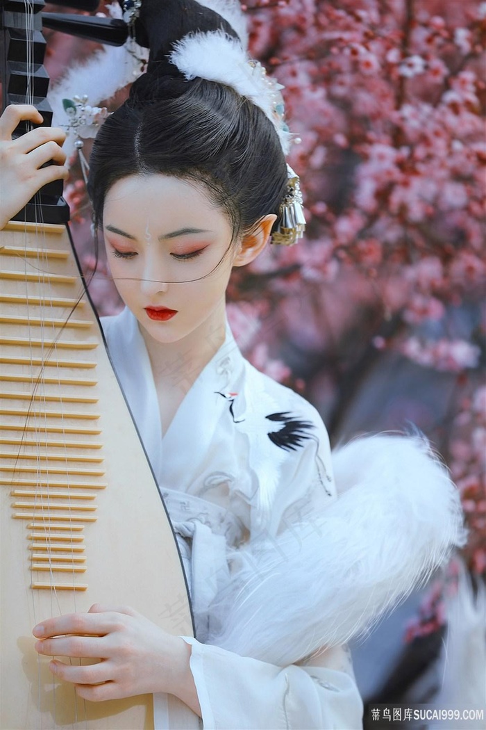 大奶性感妹子被各种姿势操到喷水