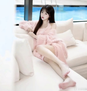 日韩女性向av在线看silk