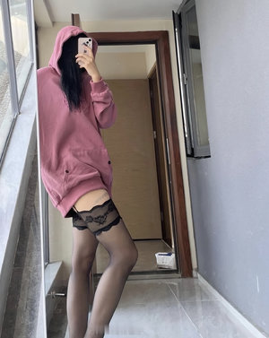 公么看我喂奶水涨帮我吃小说