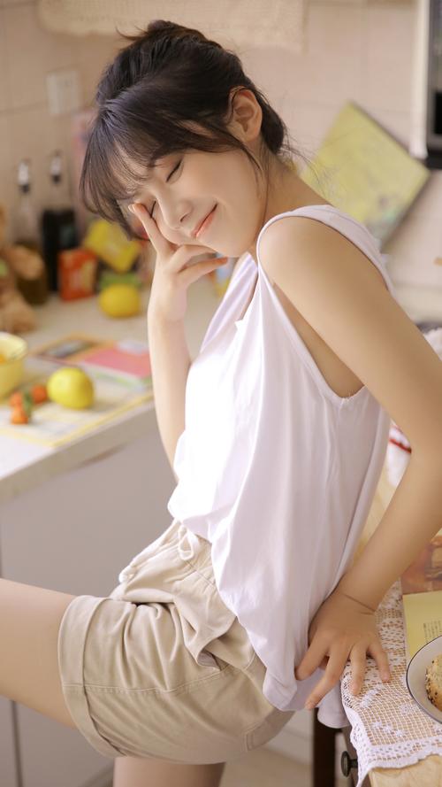 国产粉嫩无毛小白穴