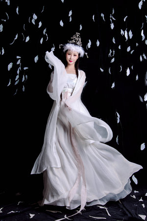 把男孩子做到哭腰疼动漫