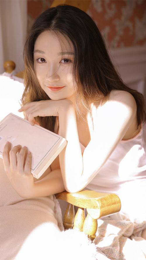 按摩师的巨大滑进我的身体