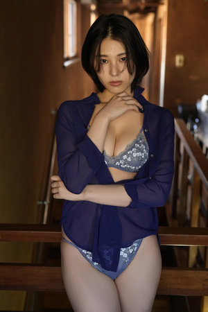 制服诱惑欲罢不能