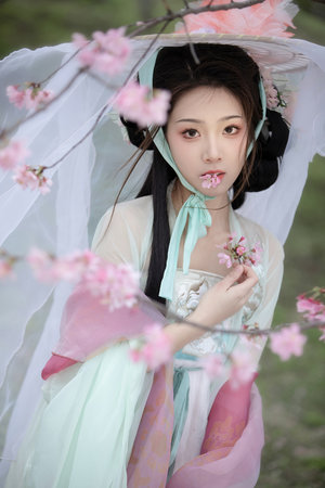 好紧好湿好爽漫画