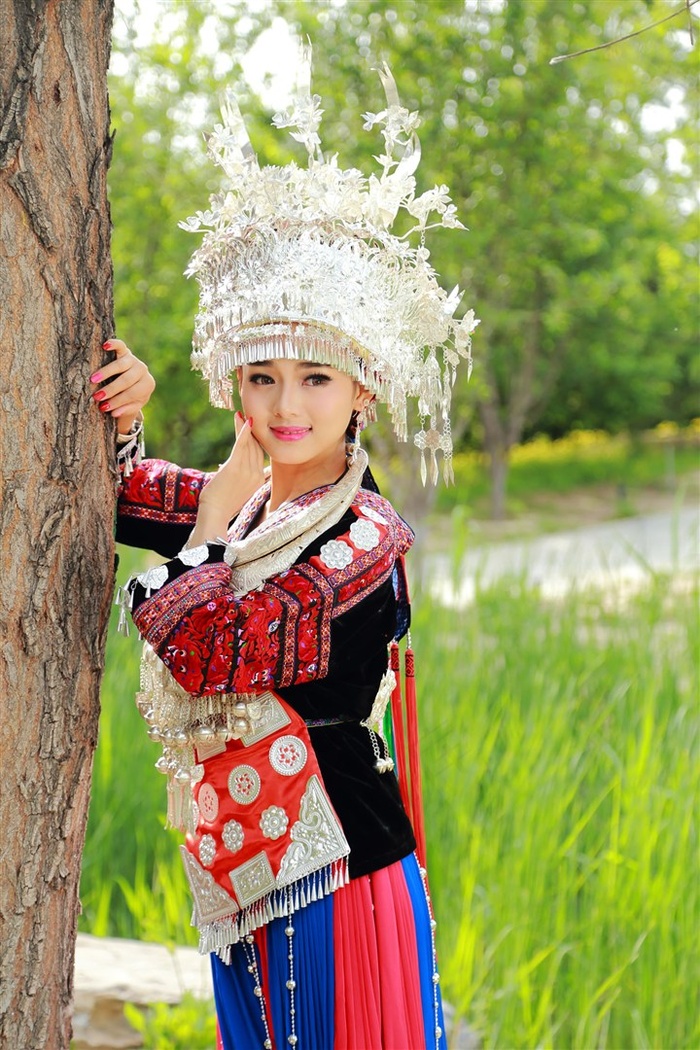 抱着她健身房疯狂冲刺