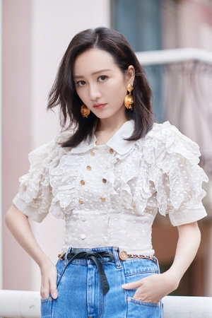 甜甜圈是指女孩子哪个部位