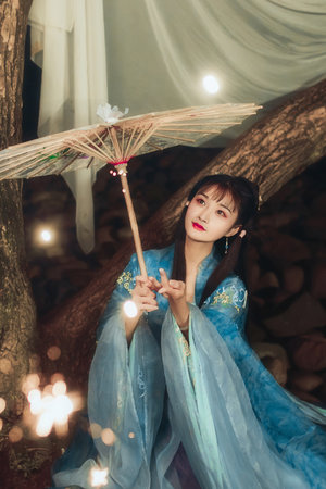 日本激情特黄三级激情视频