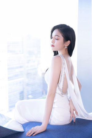 美女任你操18岁以下禁止麻豆