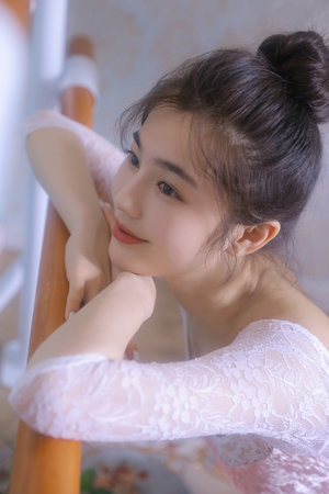 继承者们国语版免费播放