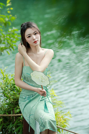 莫欺少年穷粤语