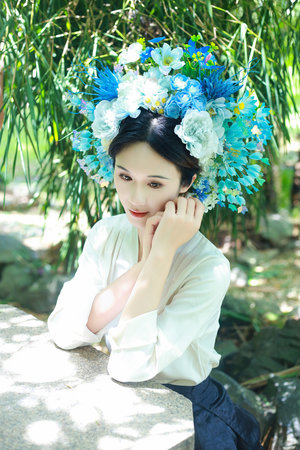 医生边走边挺进她的h