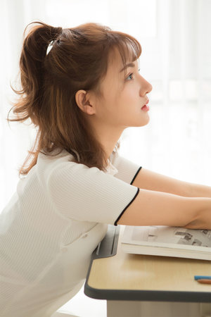 成人爽毛片免费网站