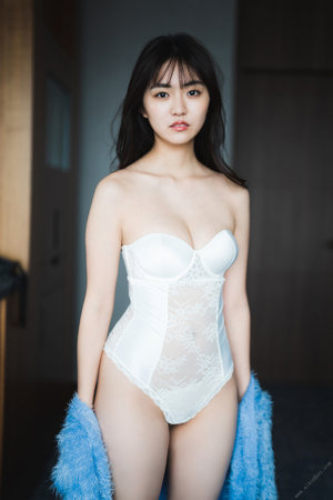 宝贝别忍着喷出来嗯啊哦GIF