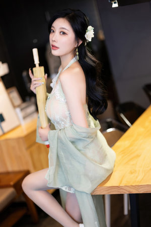 性偷窥TUBE凸凹视频