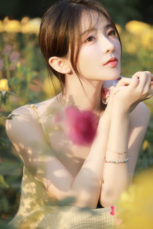 女人自慰a片怕怕大片免费看