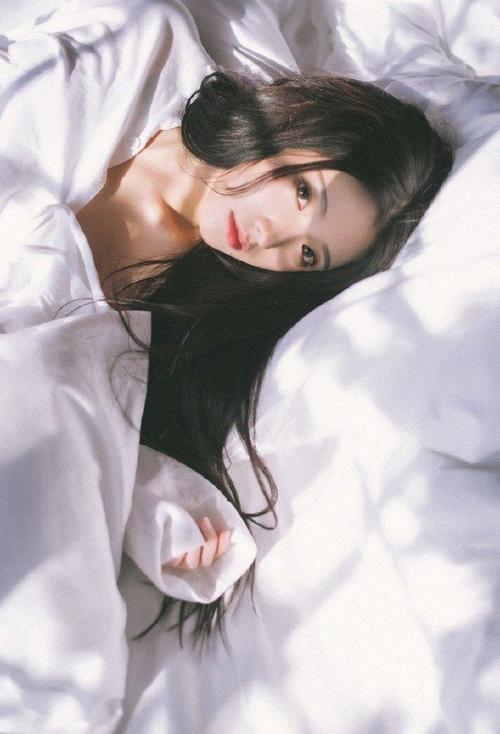 邻居的小寡妇叫我好爽