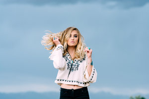 女教师在线观看完整版的