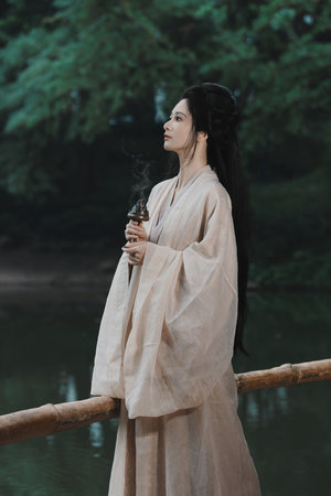 又亲又摸又插的短视频